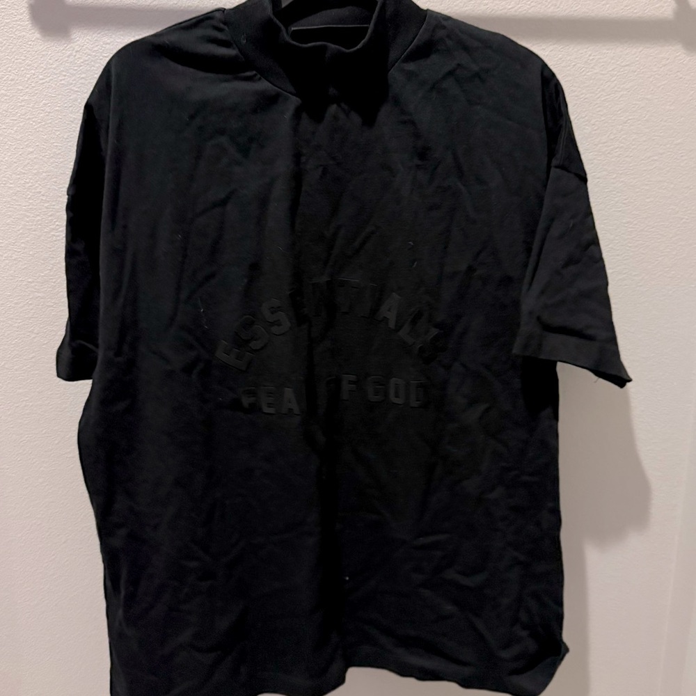 New Essentials Fear of God tshirt
